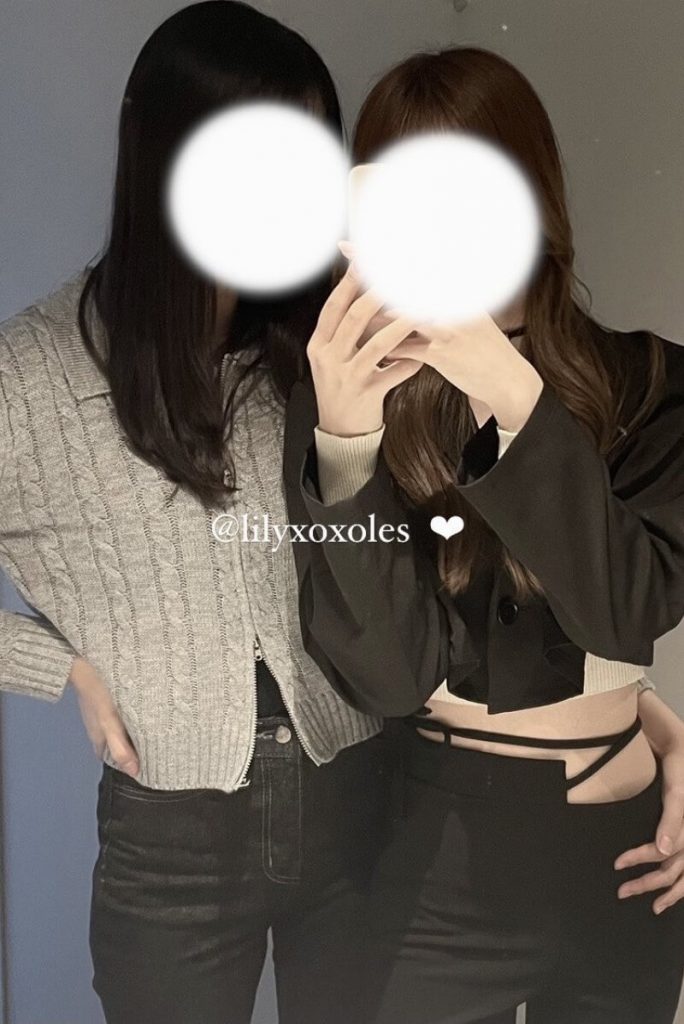 日本高质量女同博主 lilyxoxoles(Ririka&Aya)onlyfans资源合集下载【11P+32V】 17 09082258375