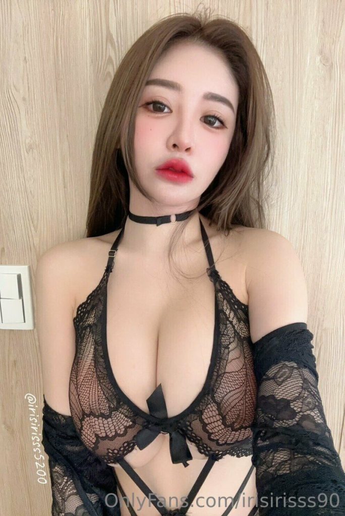 台湾网红大胸博主 irisirisss90(Iris 謝侑芯 | 0.05% Creator (#1 in Taiwan))onlyfans资源合集下载【788P+29V】 13 irisirisss90